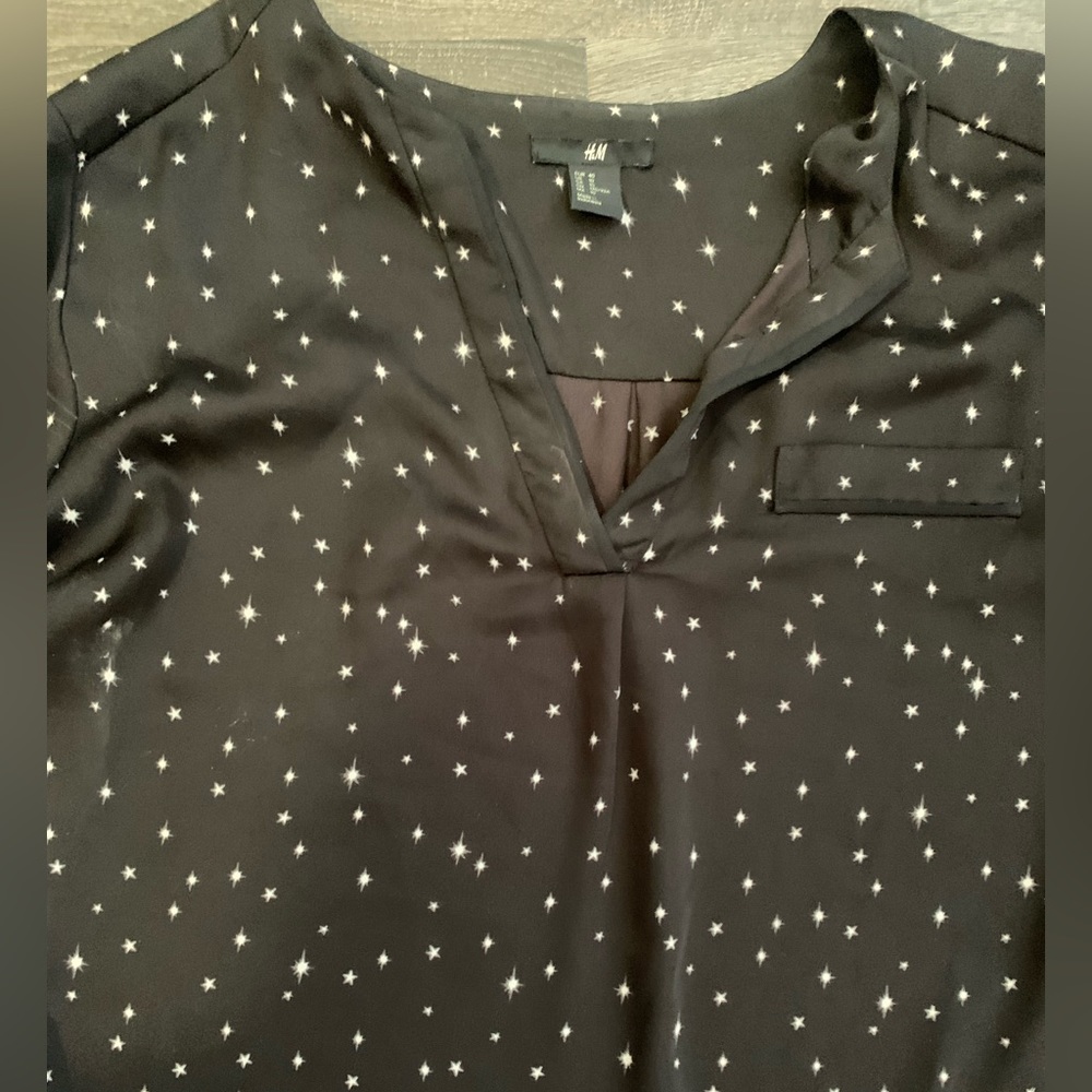 H&M, silky star top, great condition.